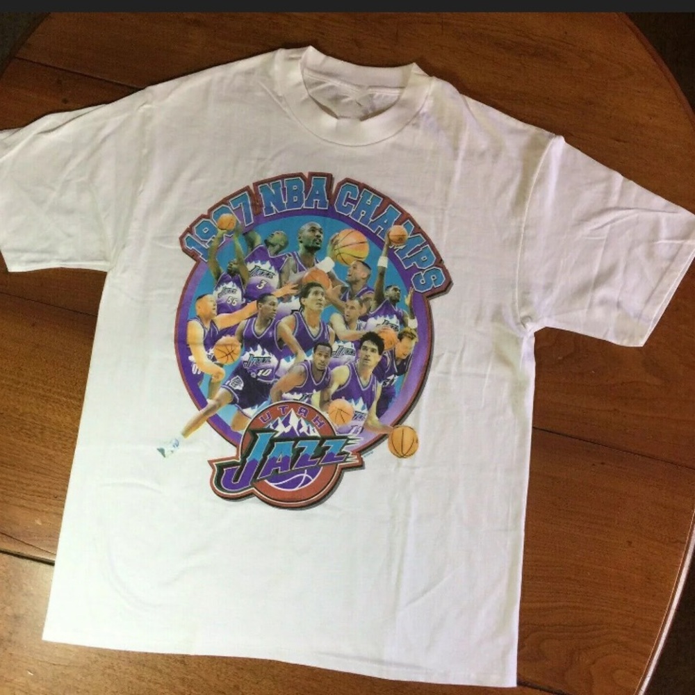 Rare Utah Jazz Vintage tee 1997